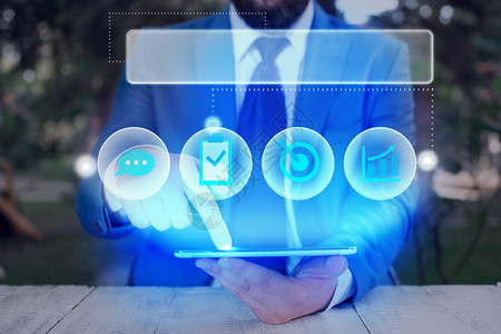 全球工程信息数字化的融合网络 从图表到社交媒体的技术演进